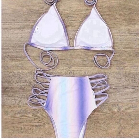 New High Waisted Bikini Size Small - Picture 5 of 8